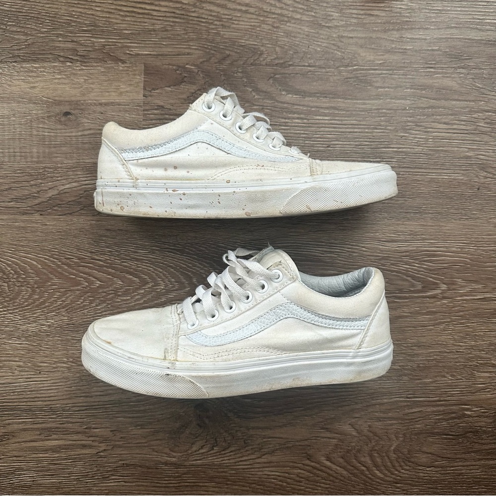 Vans Old Skool White Low Top Shoes